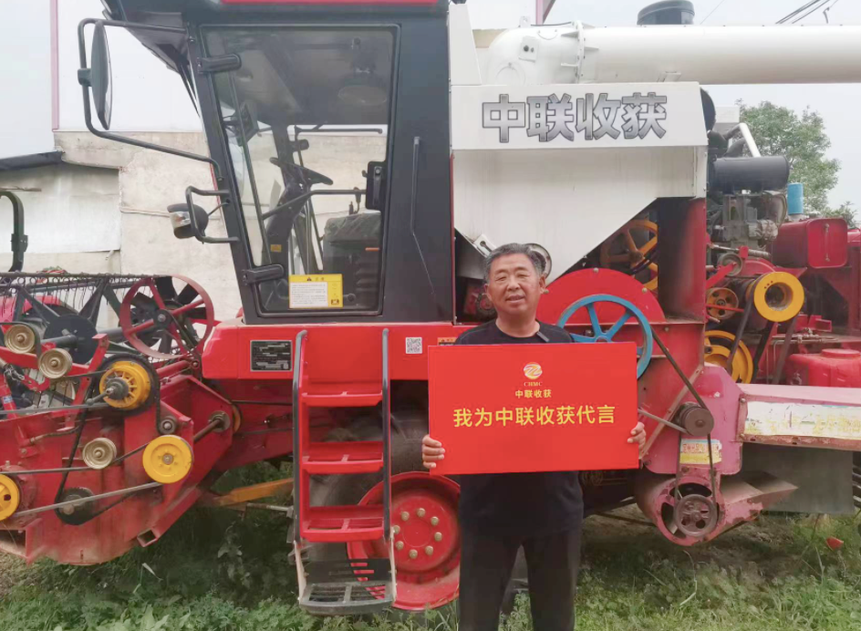 中聯收獲小麥機：有何魔力讓30年老機手著迷？(圖1)